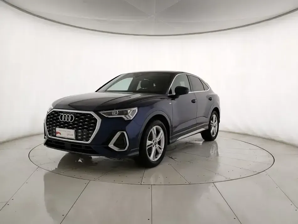 Usata Audi Q3 Sportback S-Line 150 CV (110 kW) 2024 Blu SUV