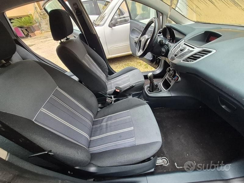 Usata Ford Fiesta 68 CV (50 kW) 2009 Utilitaria