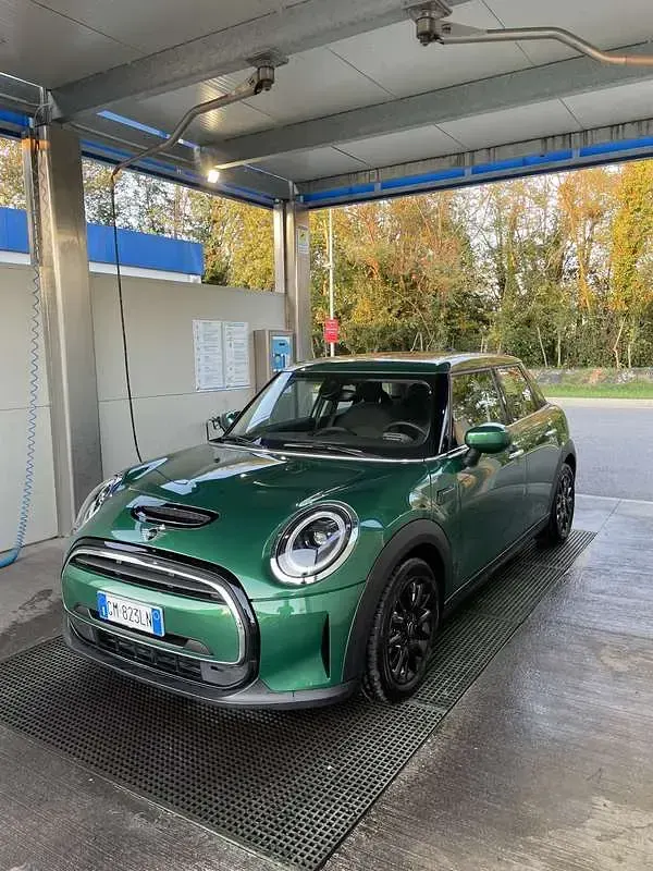 Usata Mini Cooper Essential 136 CV (100 kW) 2023 Utilitaria