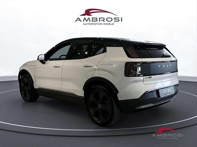 Nuova Volvo EX30 Performance 314 kW (428 CV) 2026 Crystal white SUV