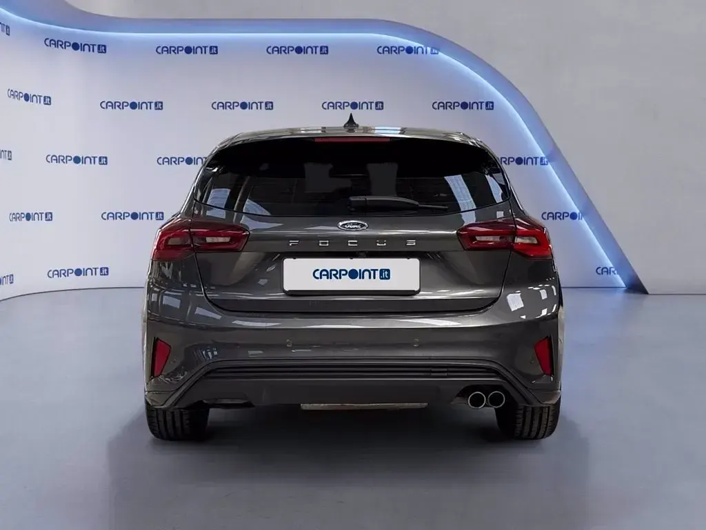Usata Ford Focus ST-Line 120 CV (88 kW) 2022 Grigio Berlina