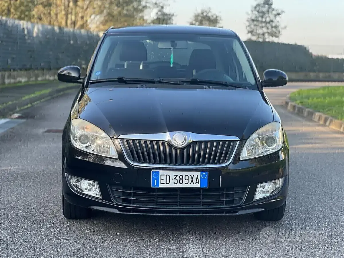 Usata Skoda Fabia Style 75 CV (55 kW) 2010 Nero Berlina
