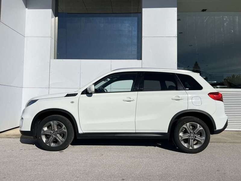 Usata Suzuki Vitara Cool 120 CV (88 kW) 2015 Bianco SUV