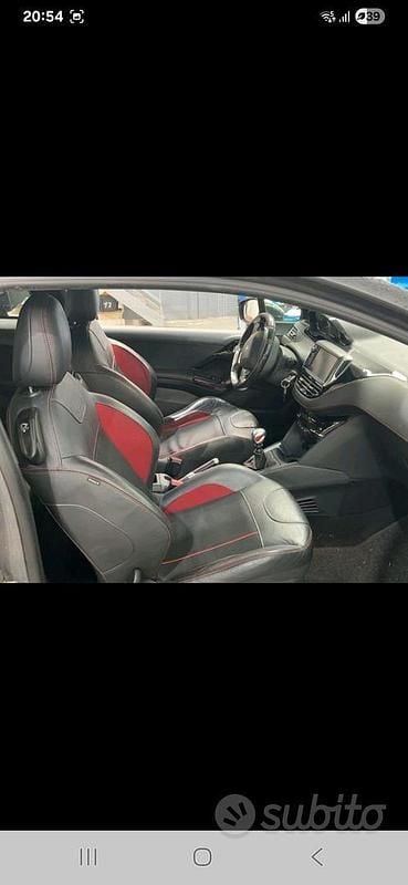 Usata Peugeot 208 GTi 208 CV (152 kW) 2015 Utilitaria