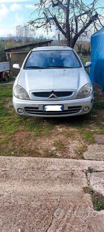 Usata Citroën Xsara 109 CV (80 kW) 2003 Blu Berlina