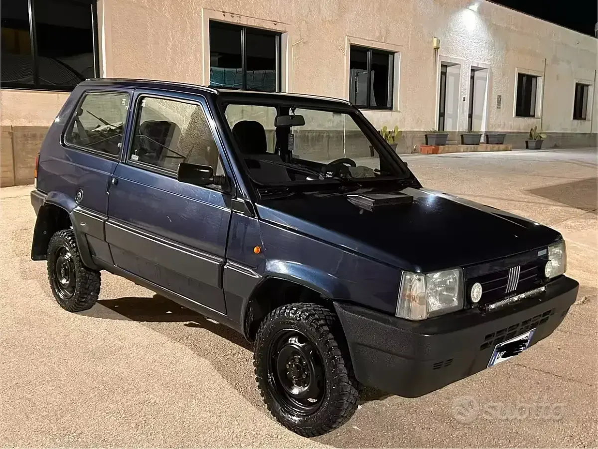 Usata Fiat Panda 4x4 50 CV (36 kW) 1993 Nero Utilitaria