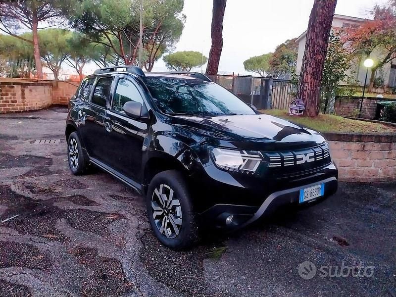 Usata Dacia Duster Journey 101 CV (74 kW) 2023 Nero SUV