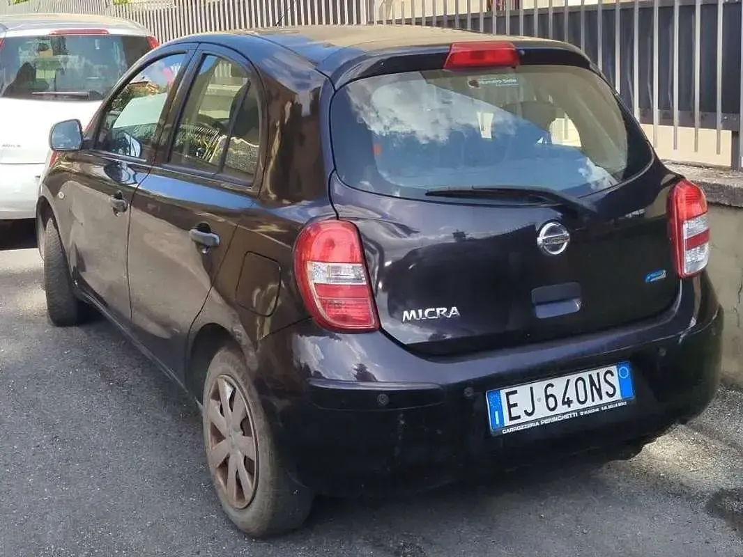 Usata Nissan Micra 75 CV (55 kW) 2011 Nero Utilitaria