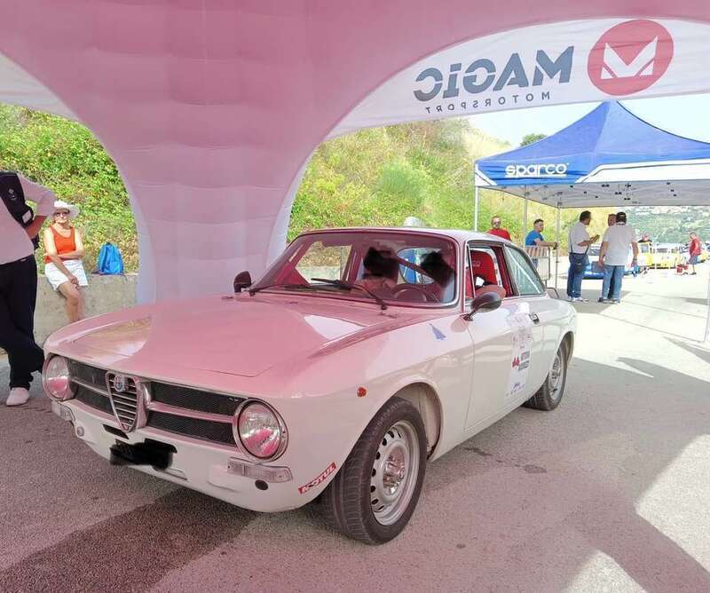 Usato 1974 Alfa Romeo GT Junior 2.0 Benzin 131 CV (46.500 €)