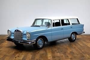 Usata Mercedes 230 160 CV (117 kW) 1968 Blu Station wagon