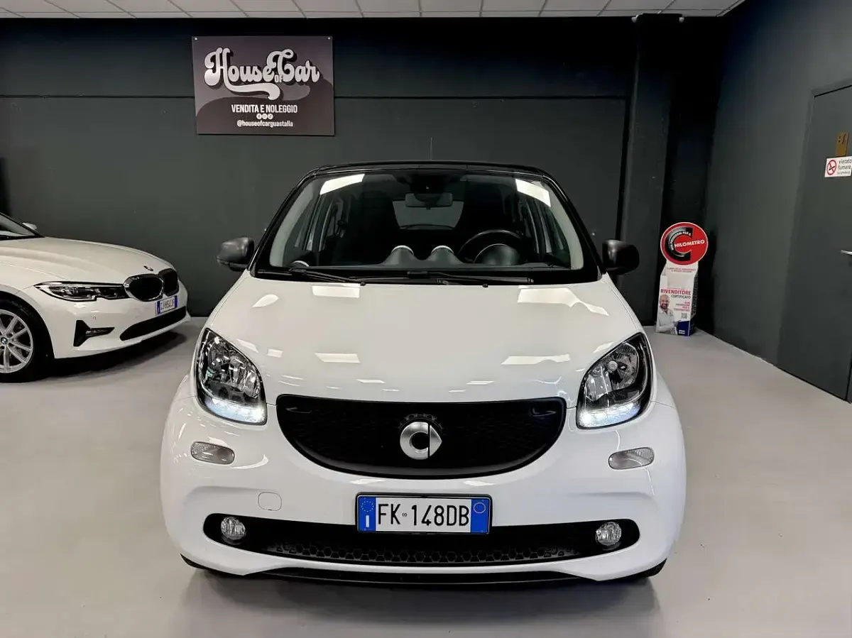 Usata Smart ForFour 71 CV (52 kW) 2017 Bianco Utilitaria