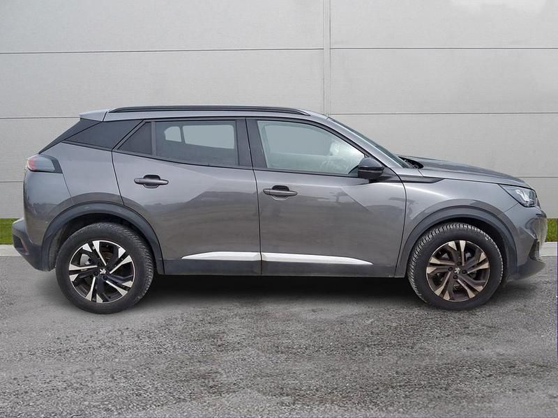 Begagnad Peugeot 2008 Allure 130 HK (95 kW) 2022 Grå SUV
