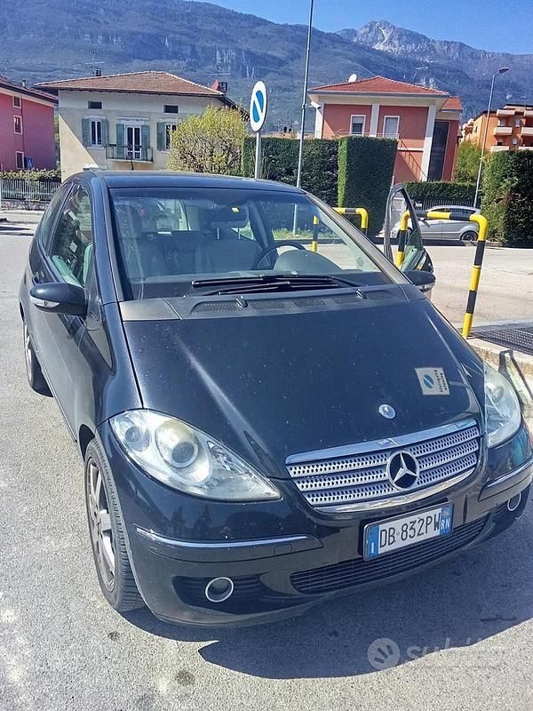 Usata Mercedes A180 Avantgarde 109 CV (80 kW) 2006 Nero Coupé