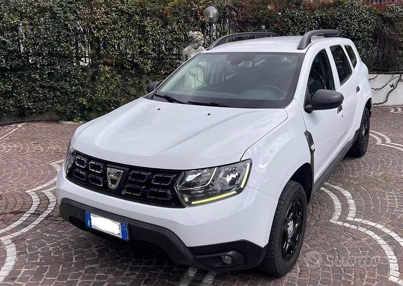 Usata Dacia Duster Essentiel 89 CV (65 kW) 2018 Bianco SUV