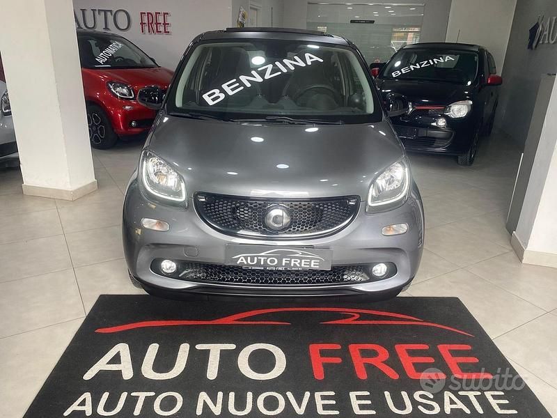 Usata Smart ForFour Prime 70 CV (51 kW) 2018 Grigio Utilitaria