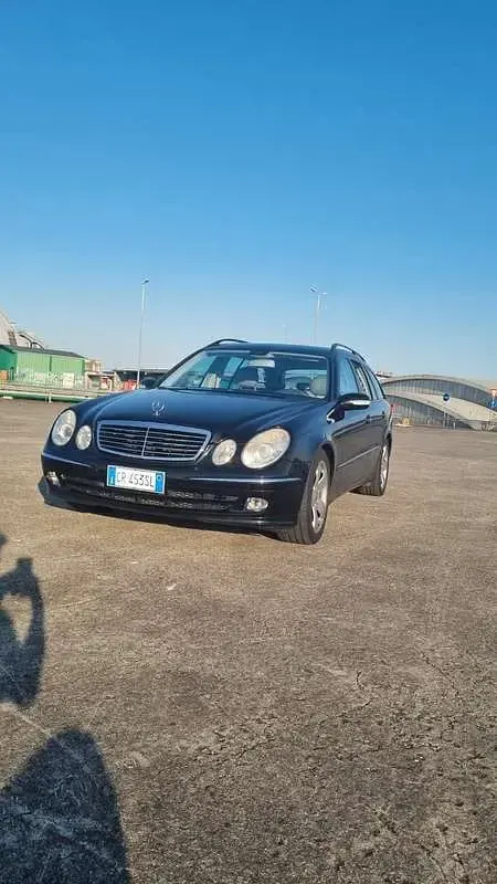 Usata Mercedes E280 Classic 177 CV (130 kW) 2006 Station wagon