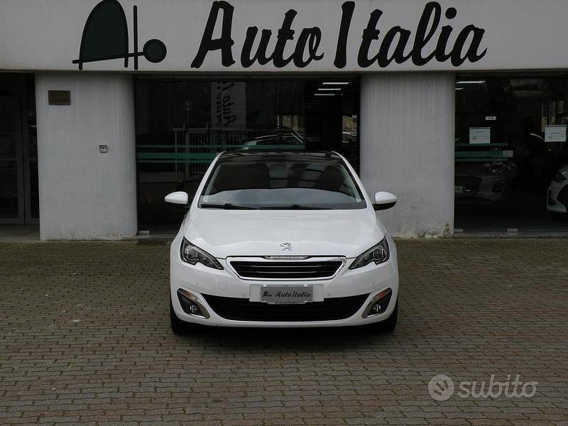 Usata Peugeot 308 Allure 150 CV (110 kW) 2015 Bianco Berlina