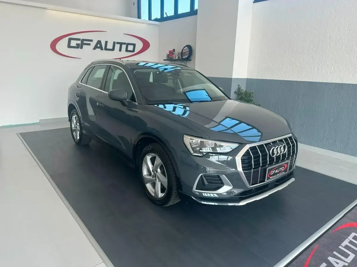 Usata Audi Q3 Advanced 150 CV (110 kW) 2021 Grigio SUV