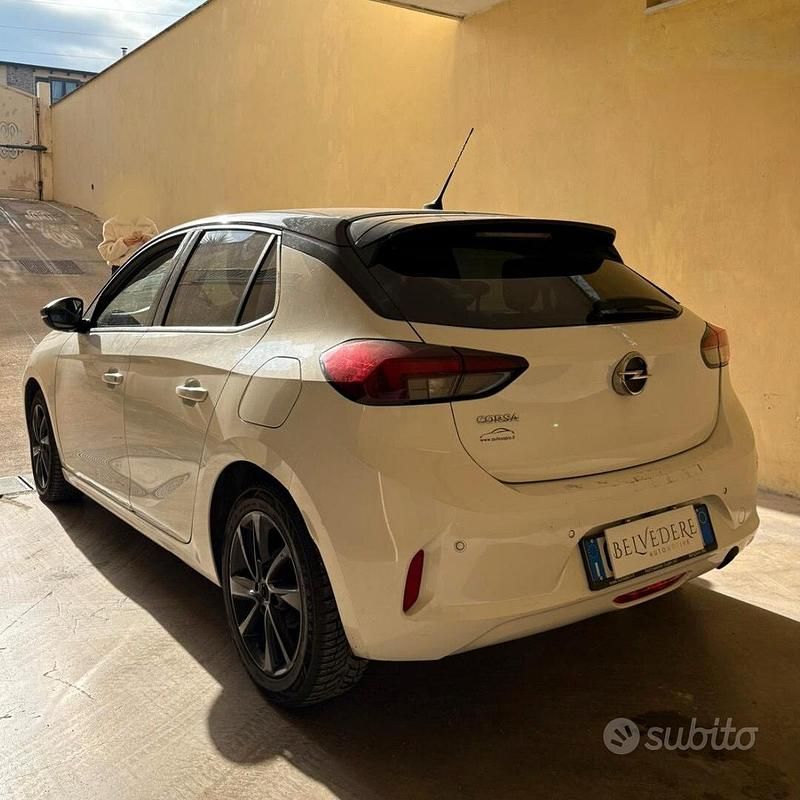 Usata Opel Corsa 130 CV (95 kW) 2022 Bianco Utilitaria