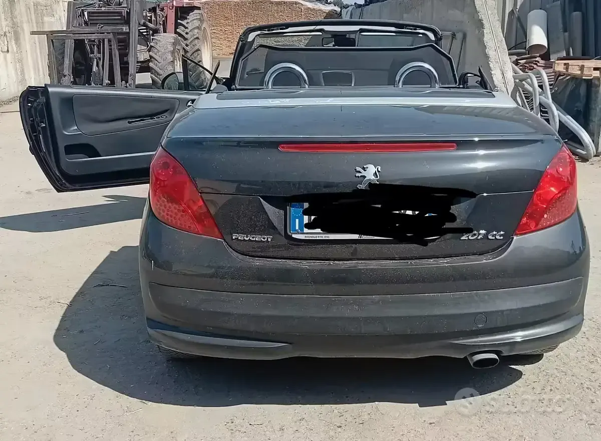 Usata Peugeot 207 CC 88 CV (64 kW) 2008 Nero Cabrio