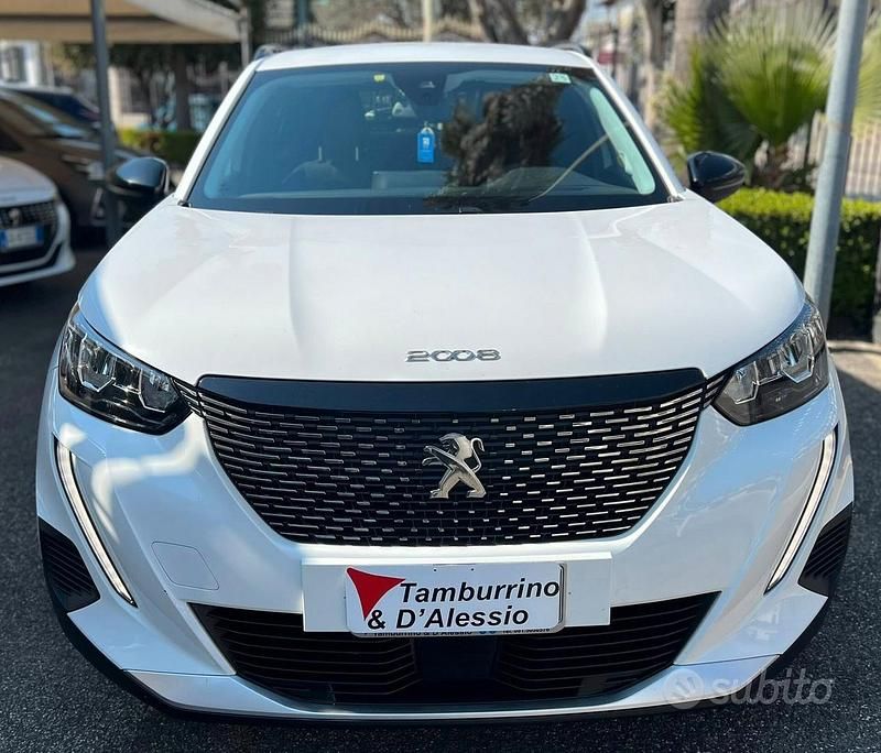 Usata Peugeot 2008 Allure 110 CV (80 kW) 2022 Bianco SUV