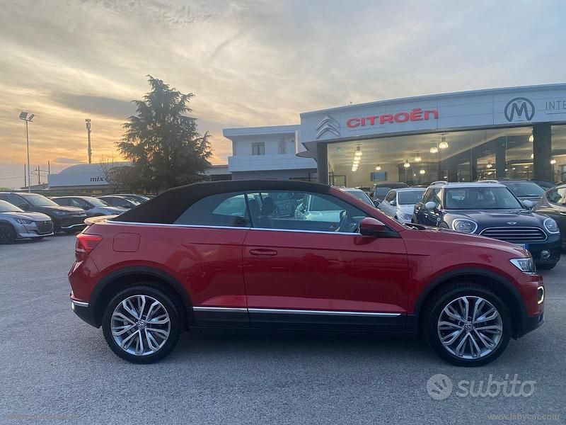 Usata VW T-Roc Cabriolet Style 150 CV (110 kW) 2020 Rosso Cabrio