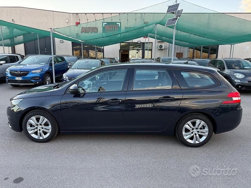 Usata Peugeot 308 SW Business-Line 101 CV (74 kW) 2019 Grigio Station wagon