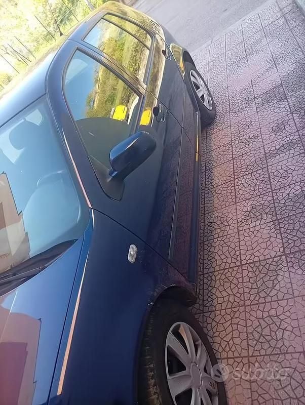 Usata VW Golf III 75 CV (55 kW) 1999 Blu Berlina