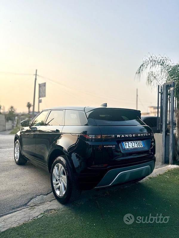 Usata Land Rover Range Rover evoque 150 CV (110 kW) 2020 Nero Station wagon