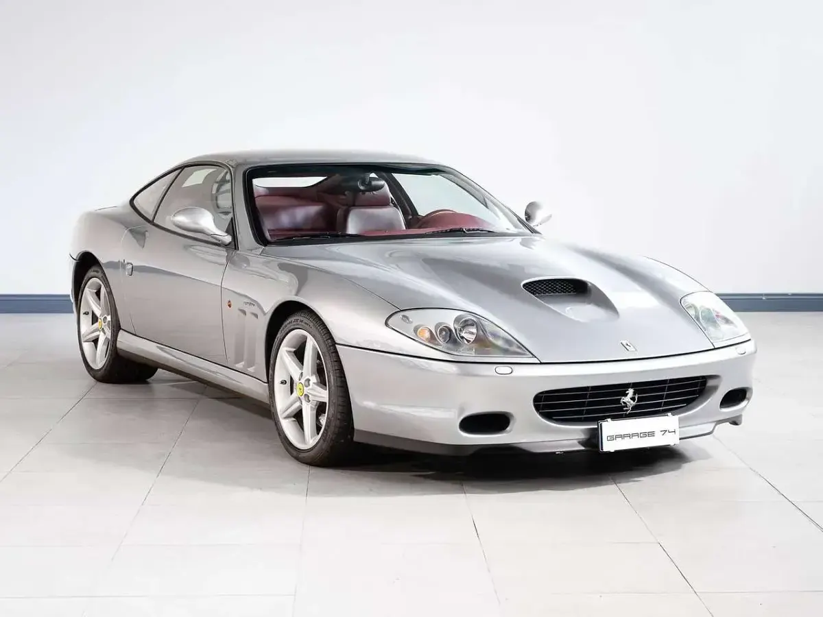 Usata Ferrari 575 515 CV (378 kW) 2002 Grigio titanio Coupé