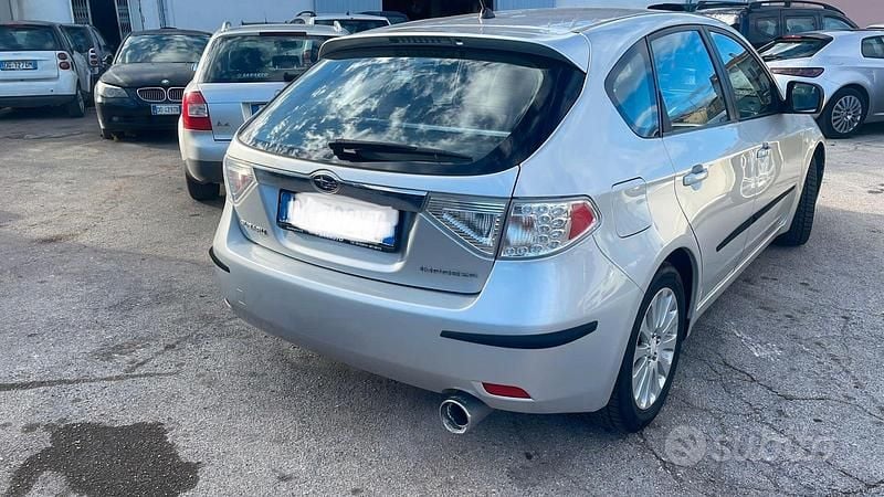 Usata Subaru Impreza 160 CV (117 kW) 2007 Grigio Berlina