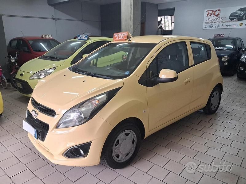 Usata Chevrolet Spark 68 CV (50 kW) 2014 Beige Utilitaria