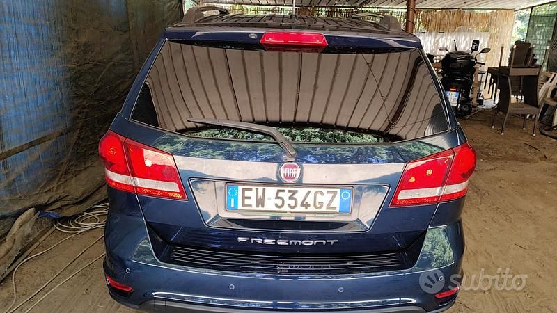 Usata Fiat Freemont 170 CV (125 kW) 2014 Blu SUV