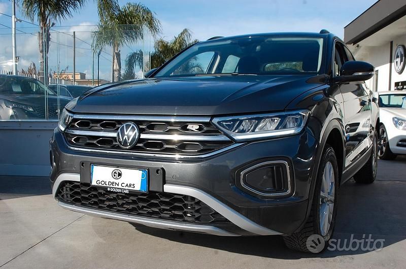 Usata VW T-Roc Style 150 CV (110 kW) 2022 Grigio SUV