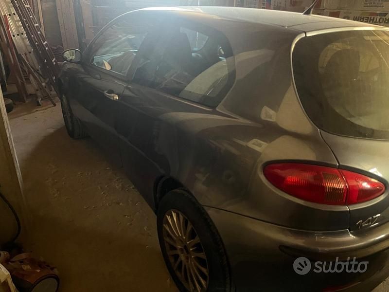 Usata Alfa Romeo 147 116 CV (85 kW) 2004 Utilitaria