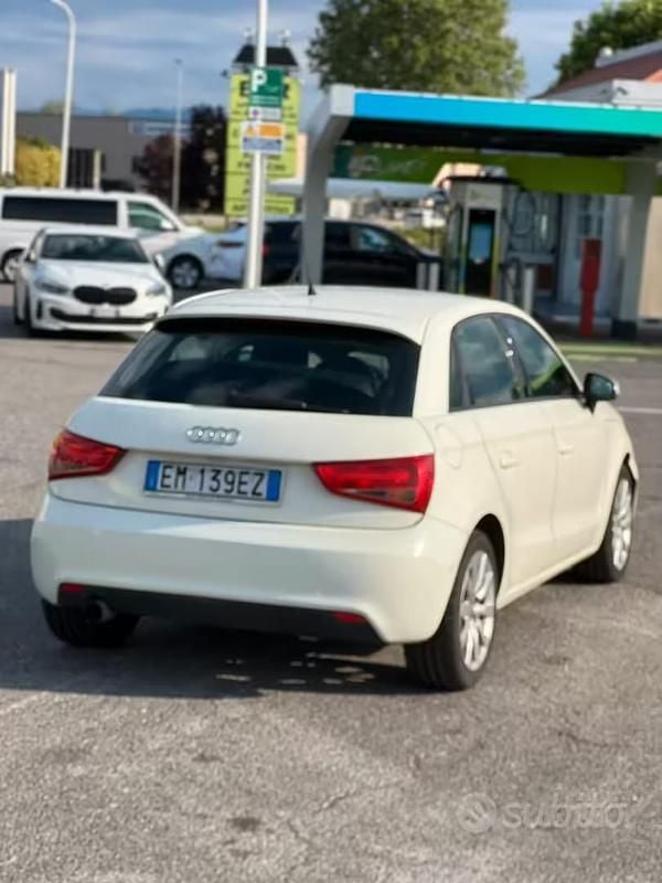 Usata Audi A1 86 CV (63 kW) 2012 Bianco Utilitaria