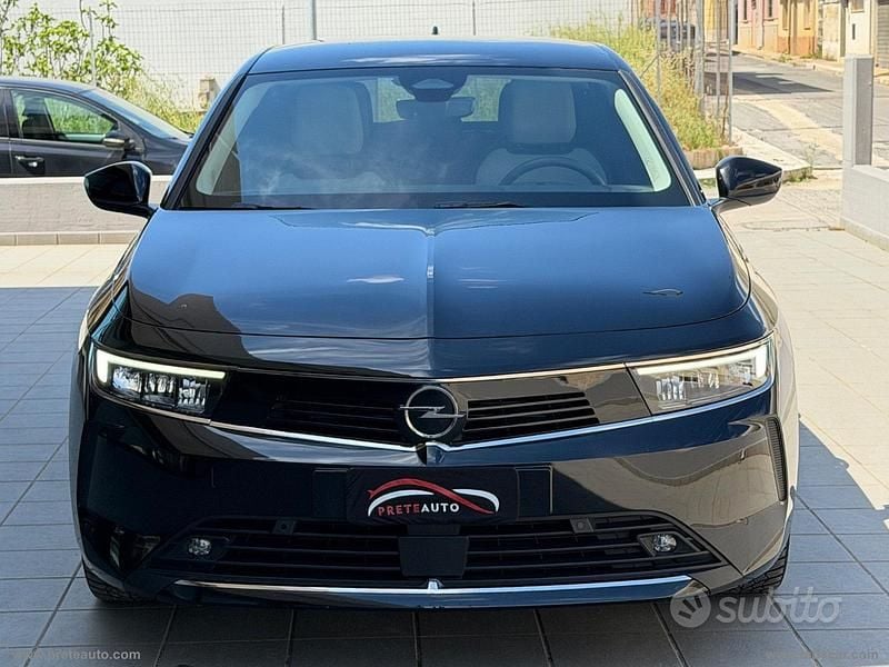 Gebraucht Opel Astra Elegance 131 PS (96 kW) 2023 Schwarz Kleinwagen