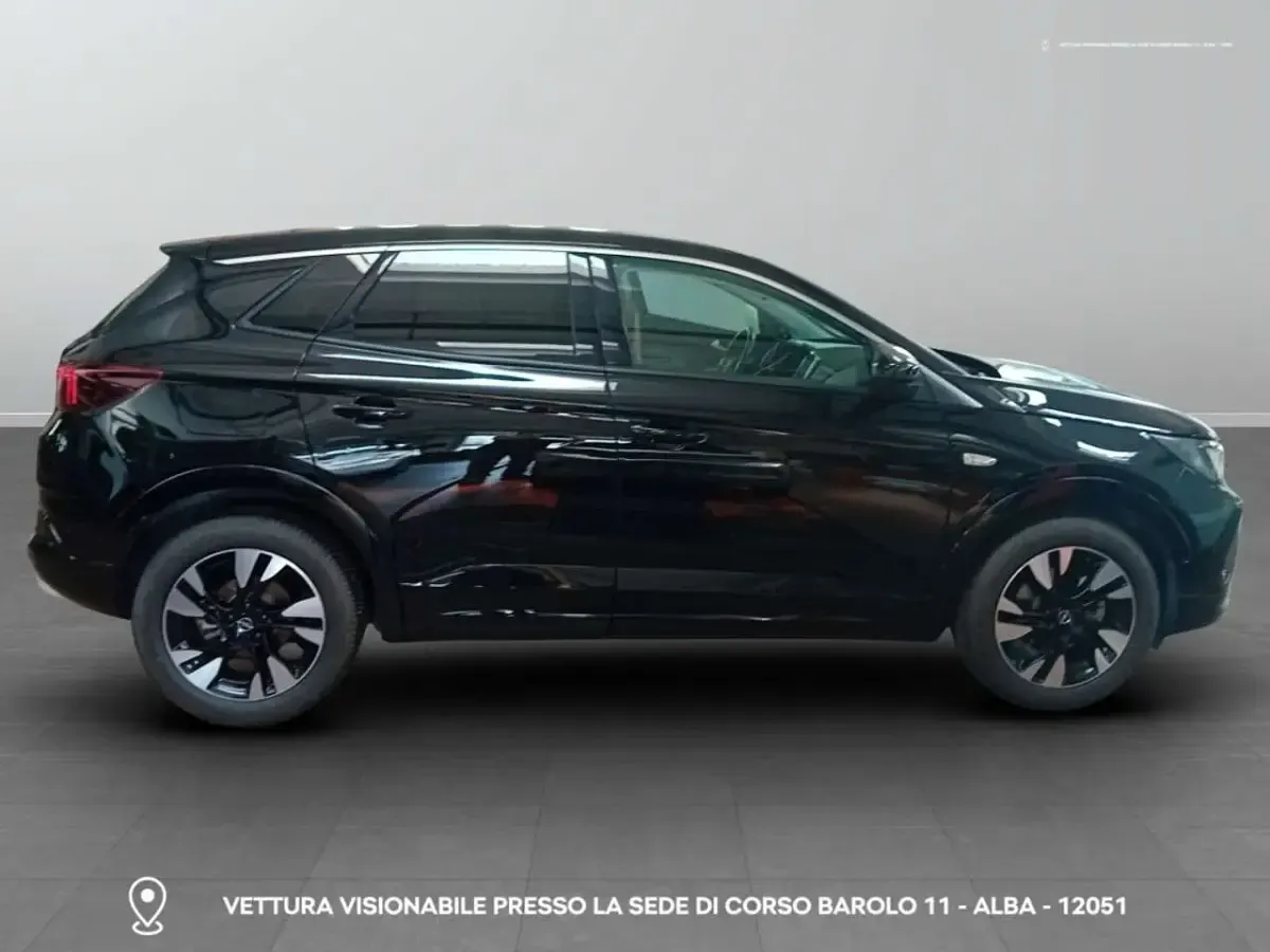 Usata Opel Grandland X Ultimate 131 CV (96 kW) 2023 Nero SUV