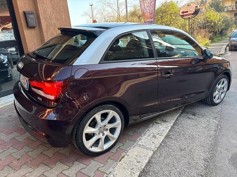 Usata Audi A1 Comfort 116 CV (85 kW) 2016 Viola Utilitaria