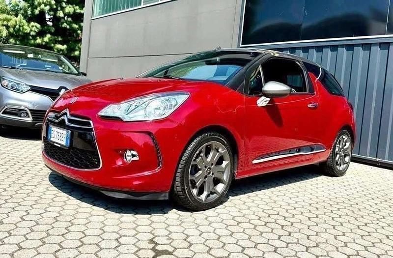 Usata DS Automobiles DS3 Sport Chic 92 CV (67 kW) 2013 Rosso Cabrio