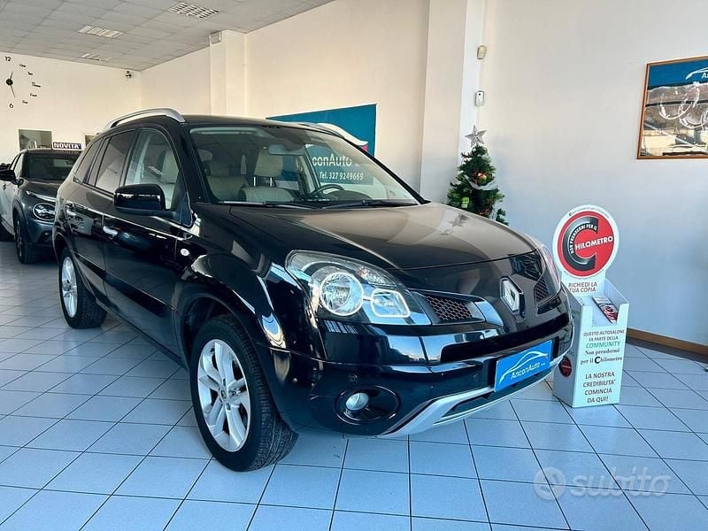 Usado Renault Koleos 175 CV (128 kW) 2009 Negro SUV