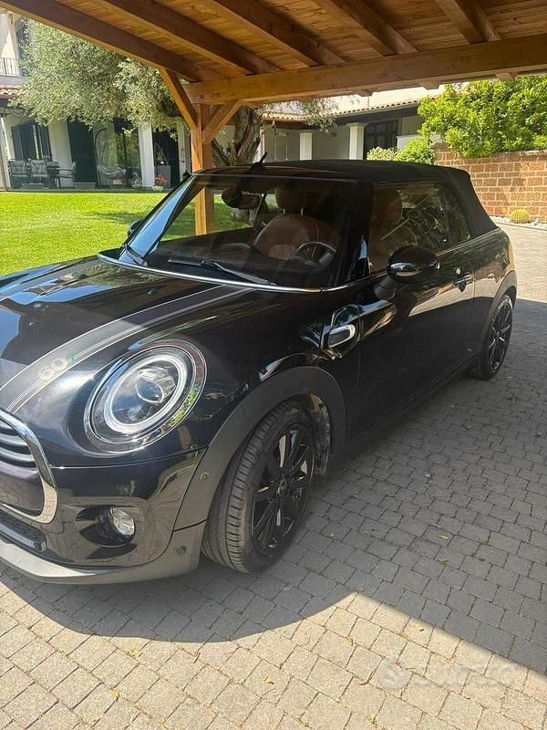 Usata Mini Cooper Cabriolet 136 CV (100 kW) 2022 Nero Cabrio