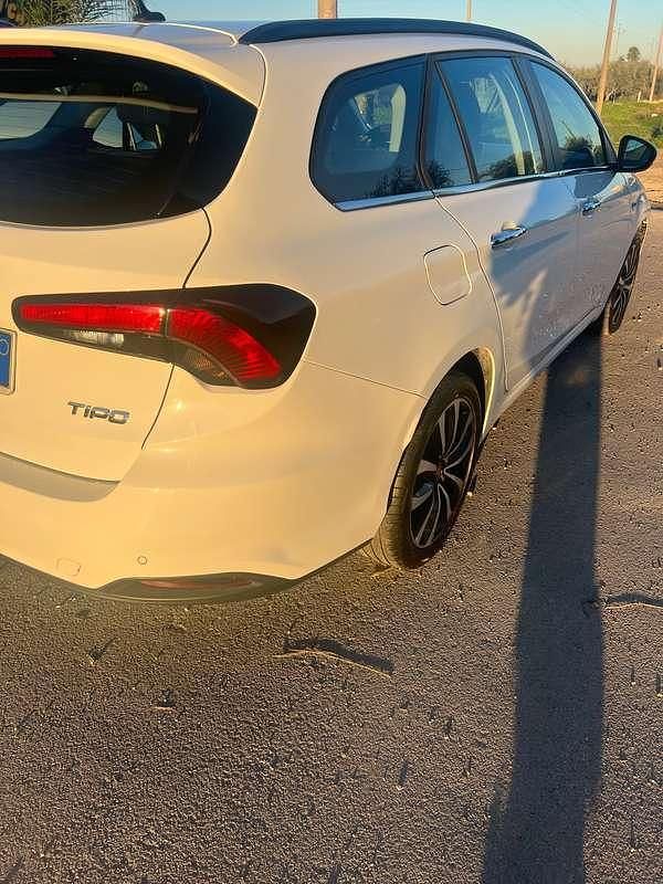 Usata Fiat Tipo Lounge 120 CV (88 kW) 2019 Station wagon