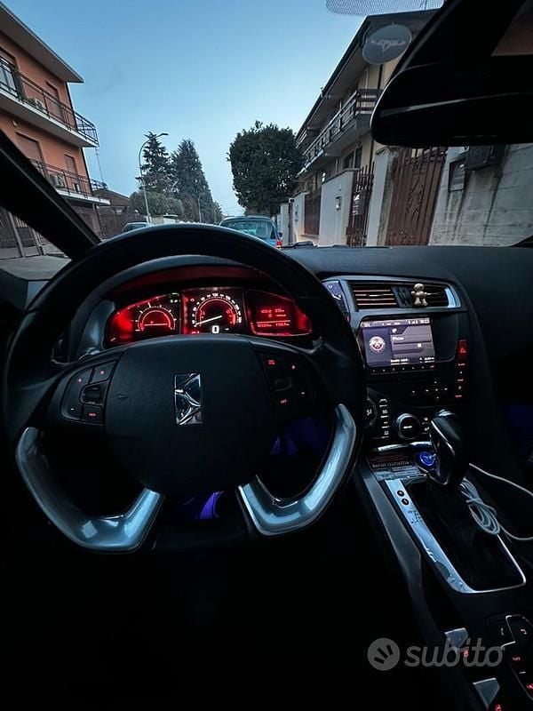 Usata Citroën DS5 163 CV (119 kW) 2012 Utilitaria