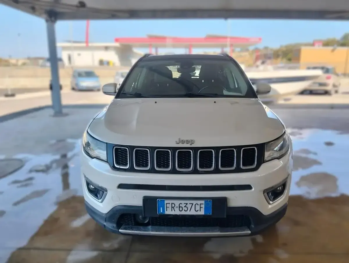 Usata Jeep Compass Night Eagle 140 CV (102 kW) 2018 Bianco SUV