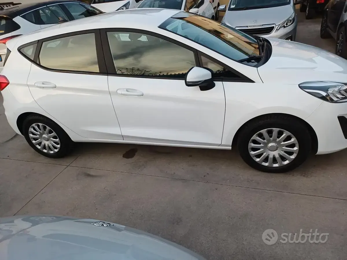 Usata Ford Fiesta Titanium 75 CV (55 kW) 2022 Bianco Utilitaria