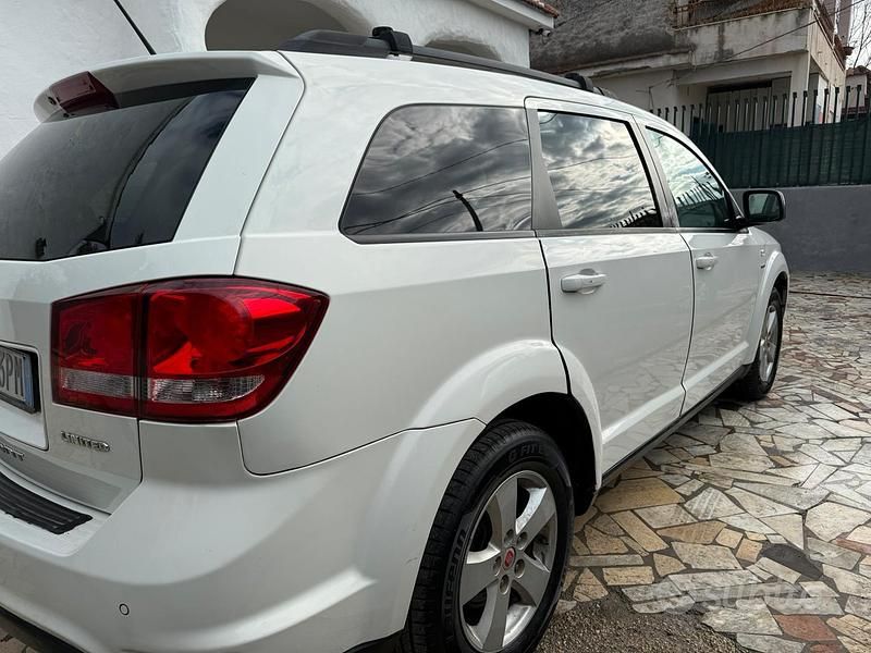 Usata Fiat Freemont 140 CV (102 kW) 2012 Bianco SUV