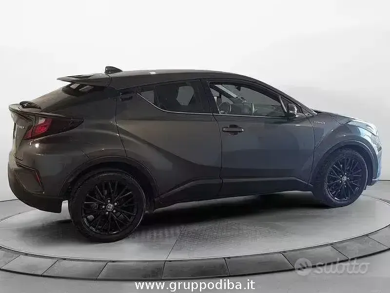 Usata Toyota C-HR Trend 122 CV (89 kW) 2022 Grigio SUV