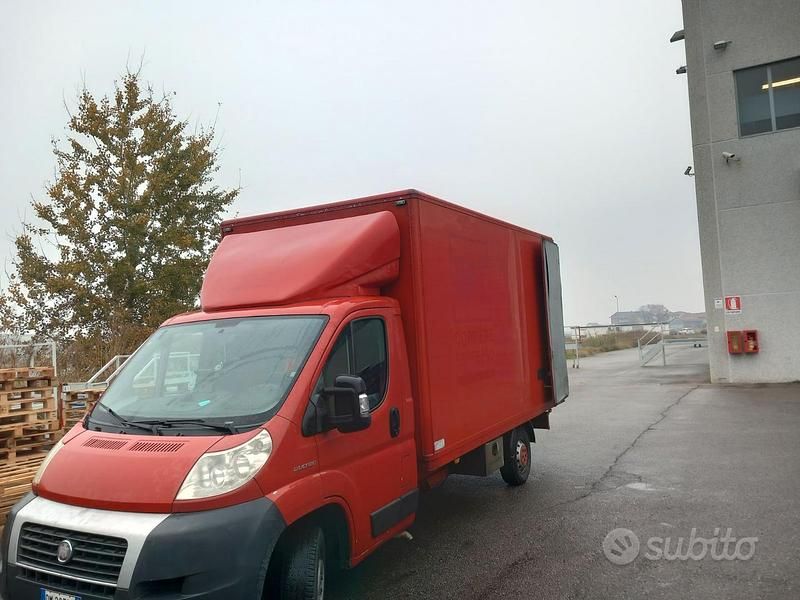 Usata Fiat Ducato 110 CV (80 kW) 2008 Rosso Furgone