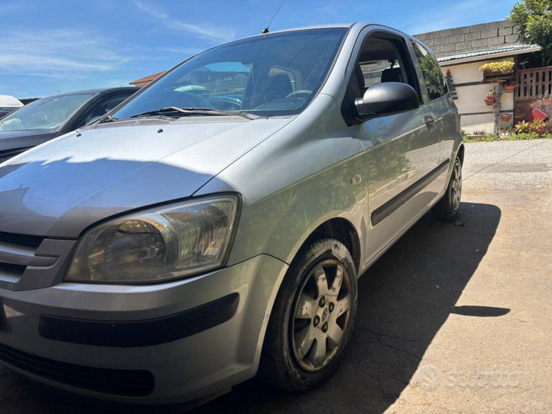 Usata 2005 Hyundai Getz Style Due volumi | 1200 € (Buon prezzo) - Immagine 1/4